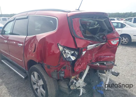 2014 Chevrolet Traverse Ltz z USA, uszkodzony, nr VIN 1GNKVJKD6EJ214287